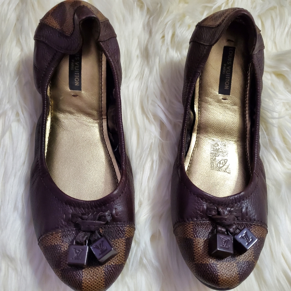 Louis Vuitton ballerina flats